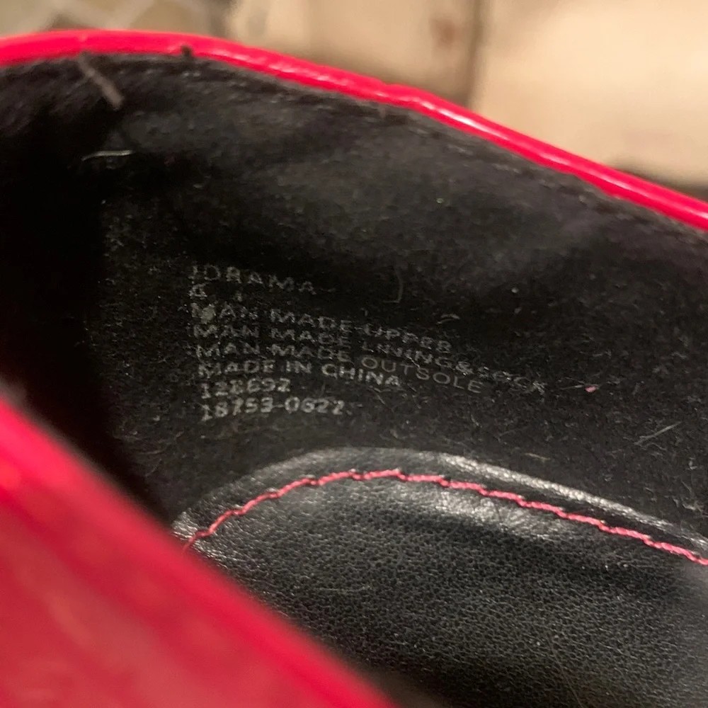 Steve Madden Bold Red Heels - Picture 8 of 8